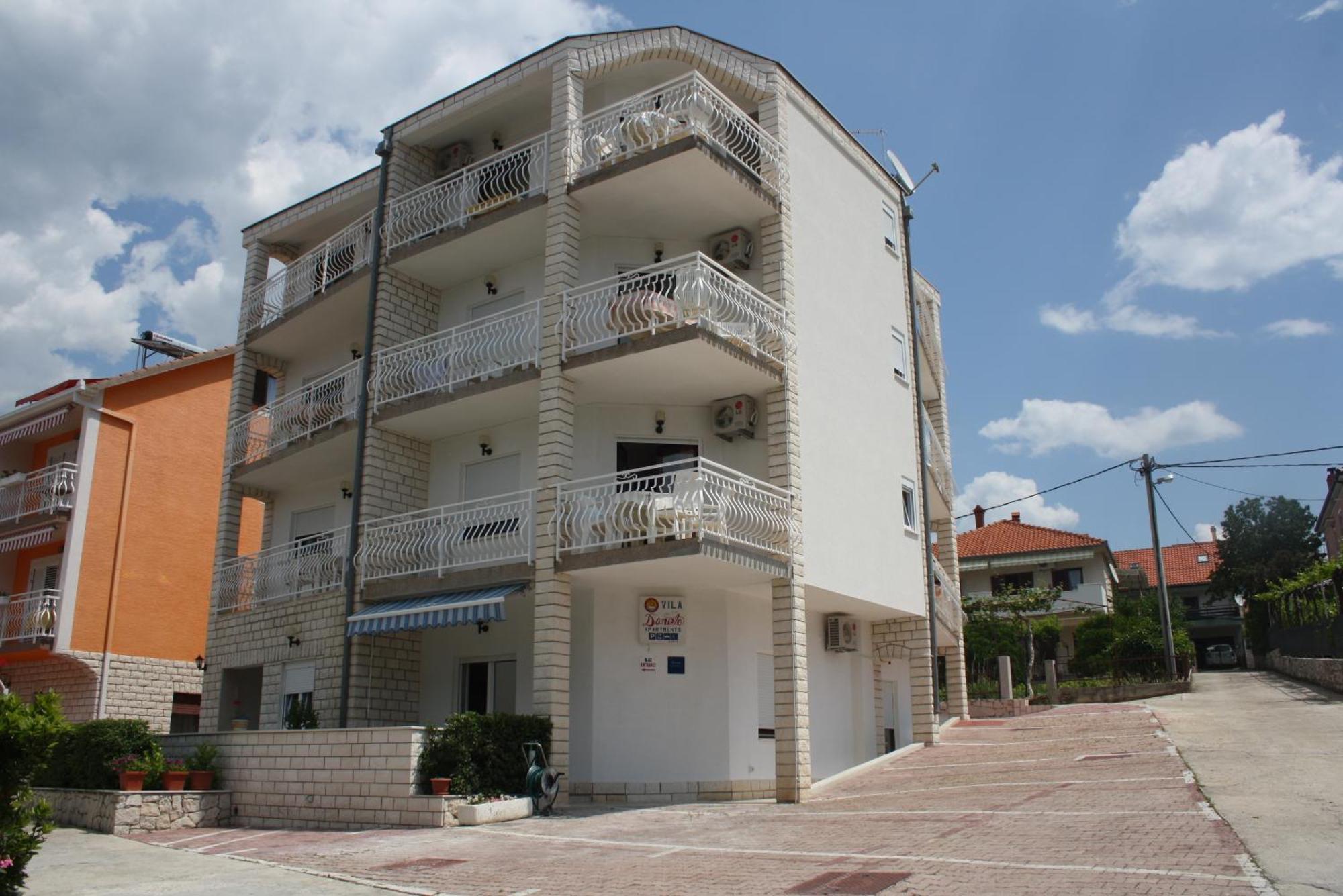 Villa Daniela Trogir Exterior photo