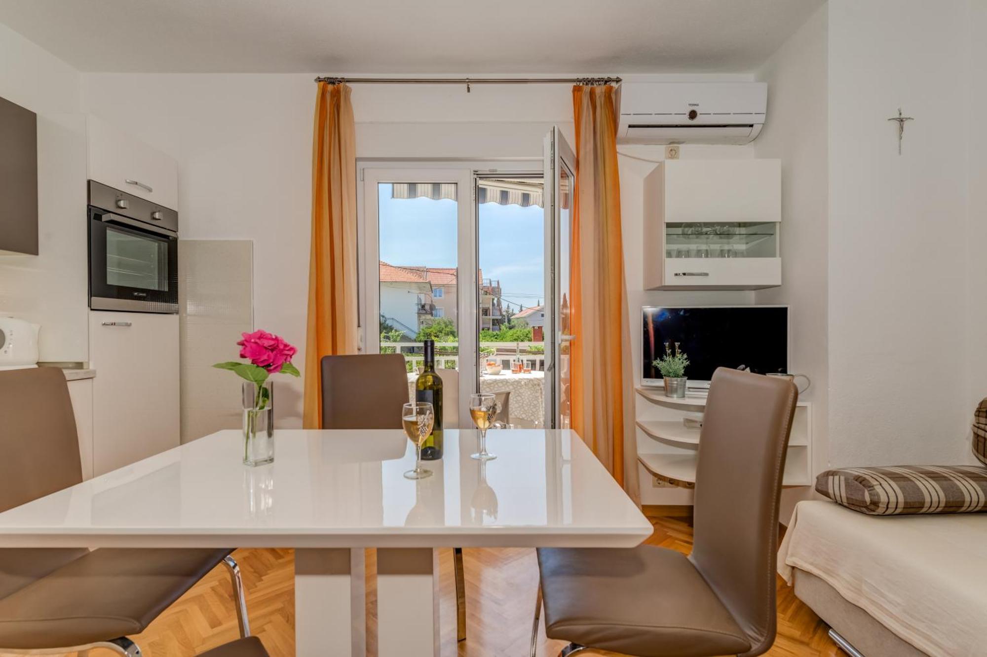 Villa Daniela Trogir Exterior photo