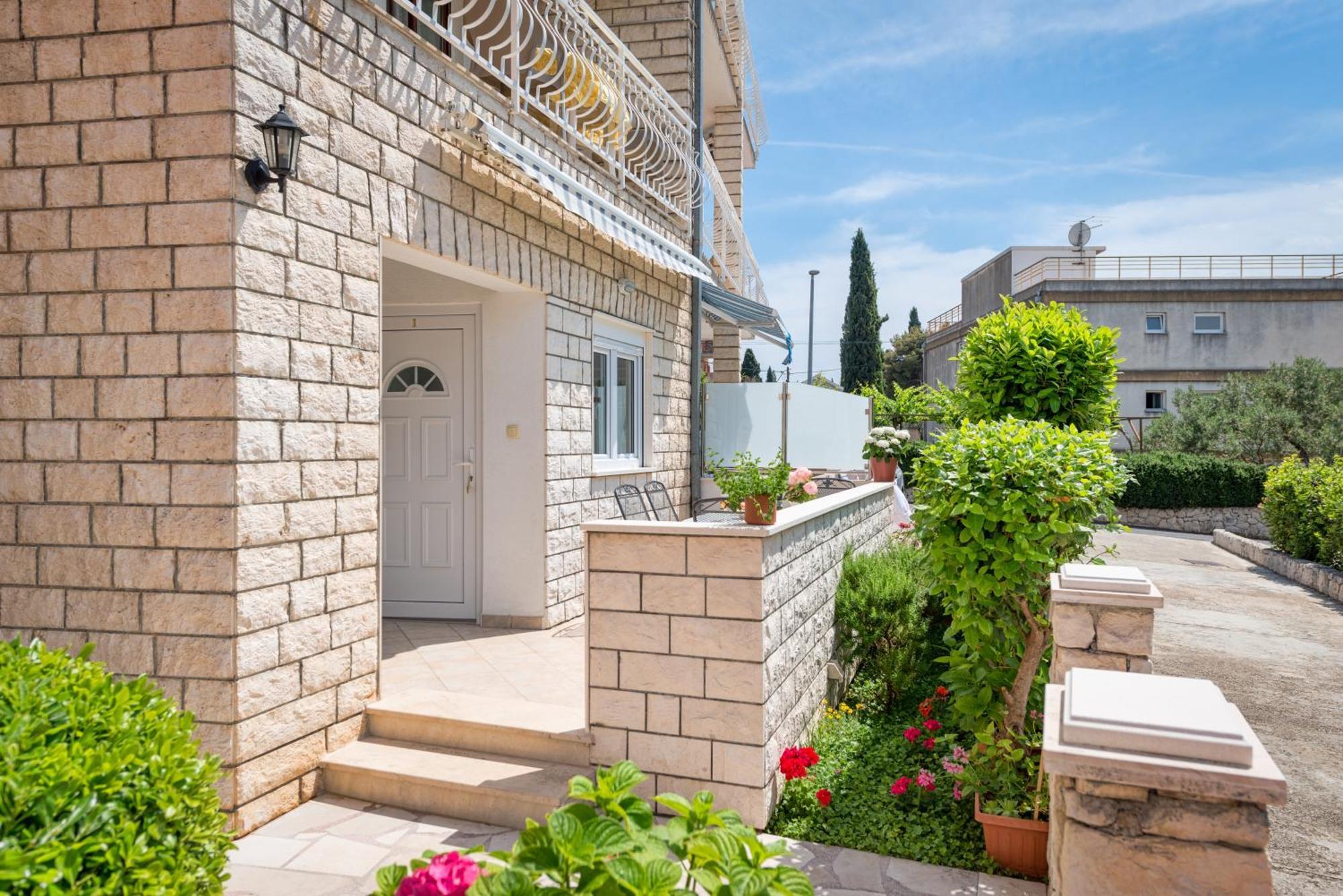 Villa Daniela Trogir Exterior photo