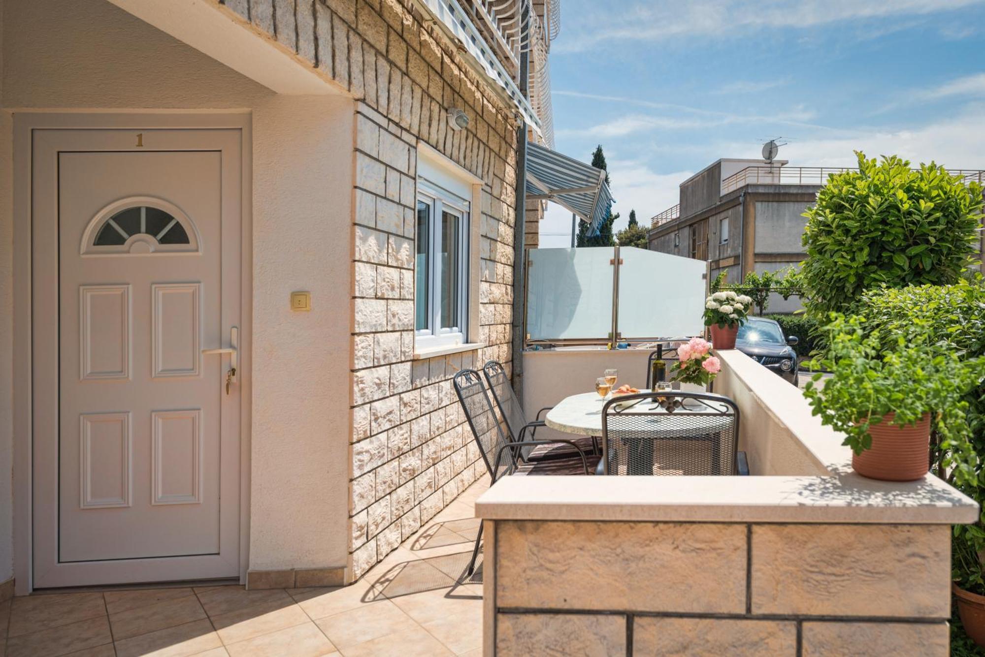 Villa Daniela Trogir Exterior photo