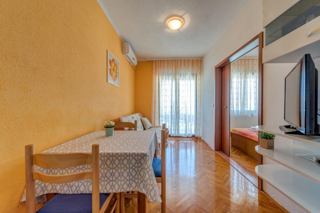Villa Daniela Trogir Exterior photo